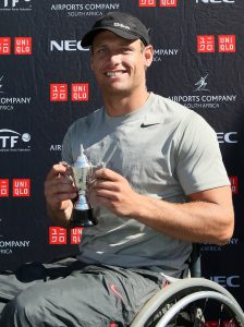 Top seed Leon Els lifted his fourth Soweto Open trophy after a 6-4 6-3 triumph over unseeded Thato Tsomole in the men's final at Arthur Ashe Tennis Center in Soweto on Sunday.